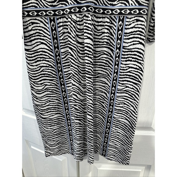 J. McLaughlin Dress, Size Med, Lola, Catalina Cloth, Zebra Print, Long Sleeve - Picture 4 of 5